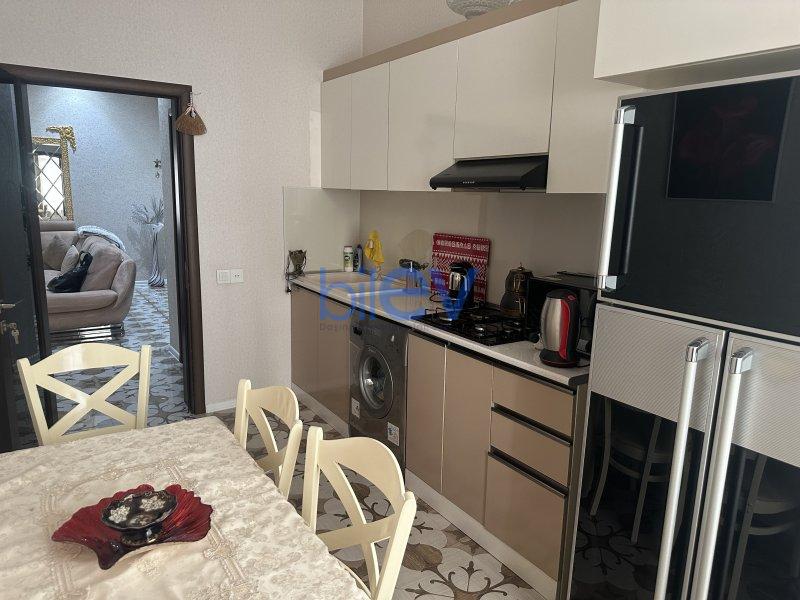 Satılır 2 otaqlı Yeni Tikili  83m², Bakı