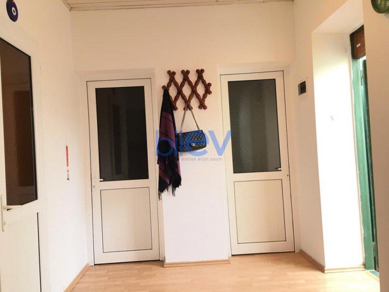 Kirayə (aylıq) 2 otaqlı Həyət evi  70m², Bakı