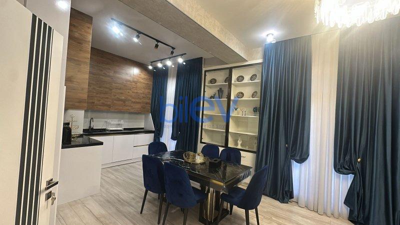 Kirayə (aylıq) 2 otaqlı Yeni Tikili  100m², Bakı