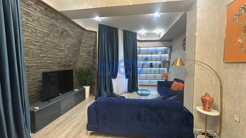 Kirayə (aylıq) 2 otaqlı Yeni Tikili  100m², Bakı