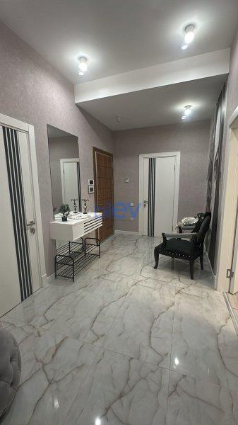 Kirayə (aylıq) 2 otaqlı Yeni Tikili  100m², Bakı