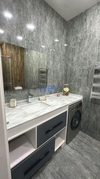 Kirayə (aylıq) 2 otaqlı Yeni Tikili  100m², Bakı