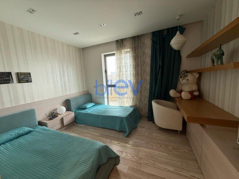 Aylıq Kirayə 3 otaqlı Yeni Tikili bina evi  160m², Bakı
