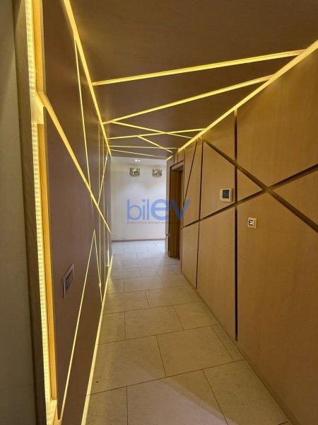 Aylıq Kirayə 3 otaqlı Yeni Tikili bina evi  160m², Bakı