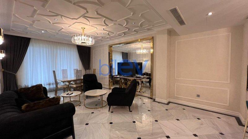 Aylıq Kirayə 3 otaqlı Yeni Tikili bina evi  160m², Bakı