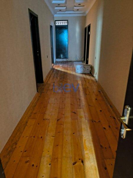 Kirayə (aylıq) 6 otaqlı Bağ evi  250m², Bakı