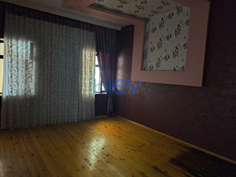 Kirayə (aylıq) 6 otaqlı Bağ evi  250m², Bakı