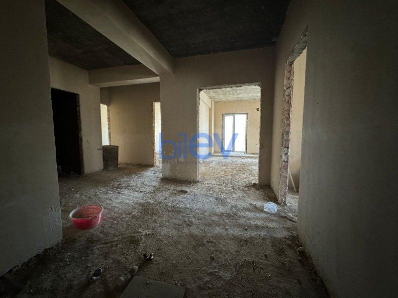 Satılır 3 otaqlı Yeni Tikili  185m², Bakı