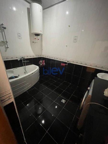 Satış 8 otaqlı Həyət evi  300m², Şəki