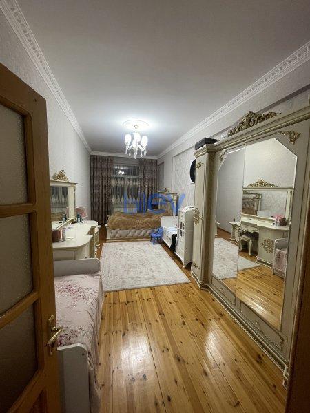 Satılır 2 otaqlı Yeni Tikili  88m², Bakı