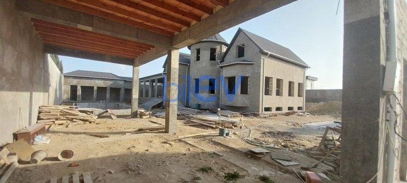 Satılır 11 otaqlı Bağ evi  750m², Bakı