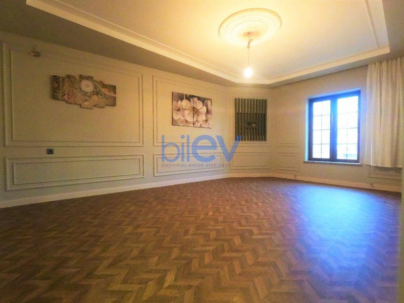 Satılır 5 otaqlı Həyət evi  180m², Bakı