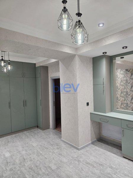 Satılır 2 otaqlı Yeni Tikili  82m², Bakı