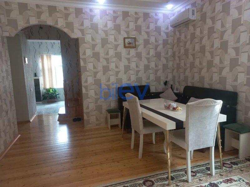 Satılır 4 otaqlı Həyət evi  170m², Bakı