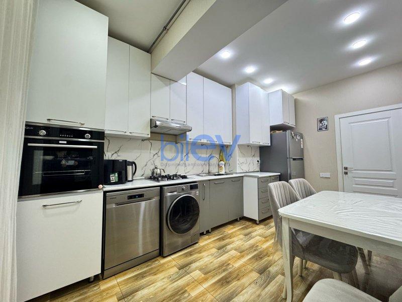 Satılır 3 otaqlı Yeni Tikili  78m², Bakı