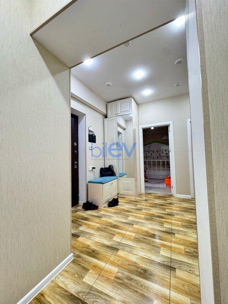 Satılır 3 otaqlı Yeni Tikili  78m², Bakı