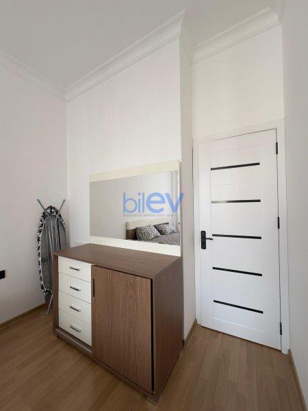 Kirayə (aylıq) 3 otaqlı Yeni Tikili  81m², Bakı