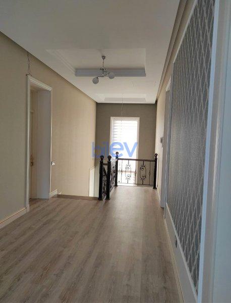 Kirayə (aylıq) 6 otaqlı Həyət evi  340m², Bakı