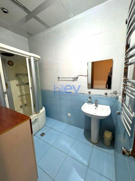 Kirayə (aylıq) 3 otaqlı Yeni Tikili  150m², Bakı