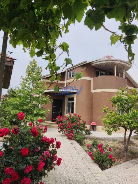 Satılır 5 otaqlı Həyət evi  210m², Bakı