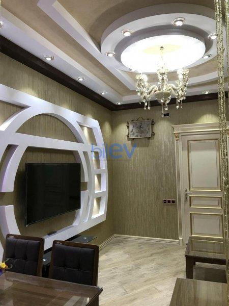 Kirayə (aylıq) 2 otaqlı Yeni Tikili  85m², Bakı