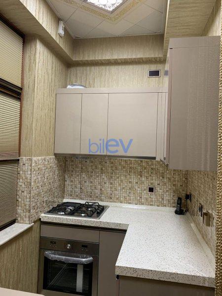 Kirayə (aylıq) 2 otaqlı Yeni Tikili  85m², Bakı