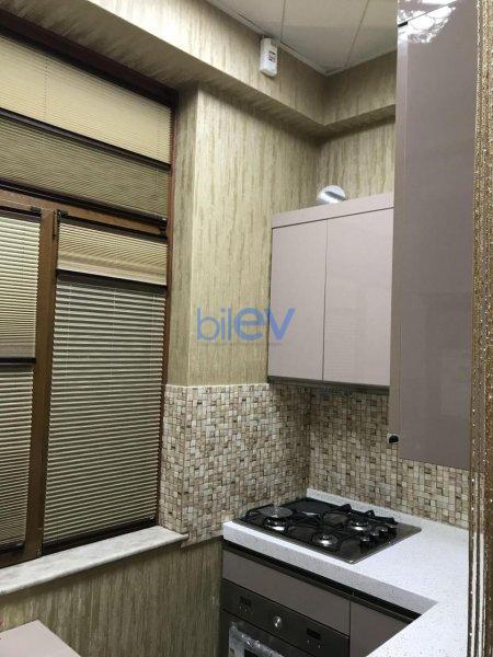 Kirayə (aylıq) 2 otaqlı Yeni Tikili  85m², Bakı