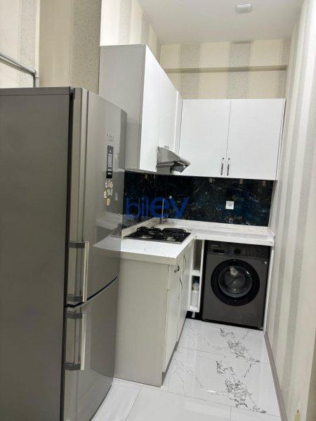Kirayə (aylıq) 3 otaqlı Yeni Tikili  105m², Bakı