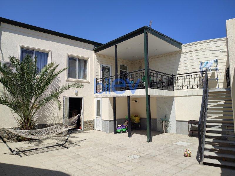 Satılır 6 otaqlı Həyət evi  160m², Bakı