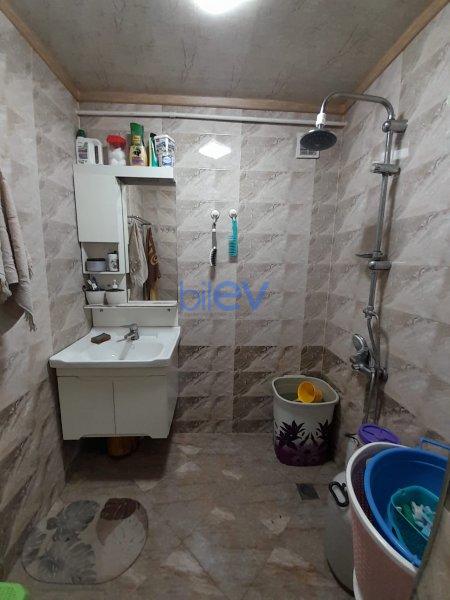 Satış 2 otaqlı Köhnə Tikili bina evi  49m², Bakı