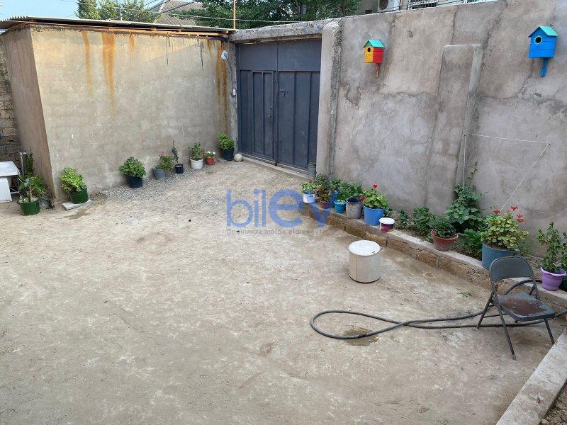Satılır 4 otaqlı Həyət evi  240m², Bakı