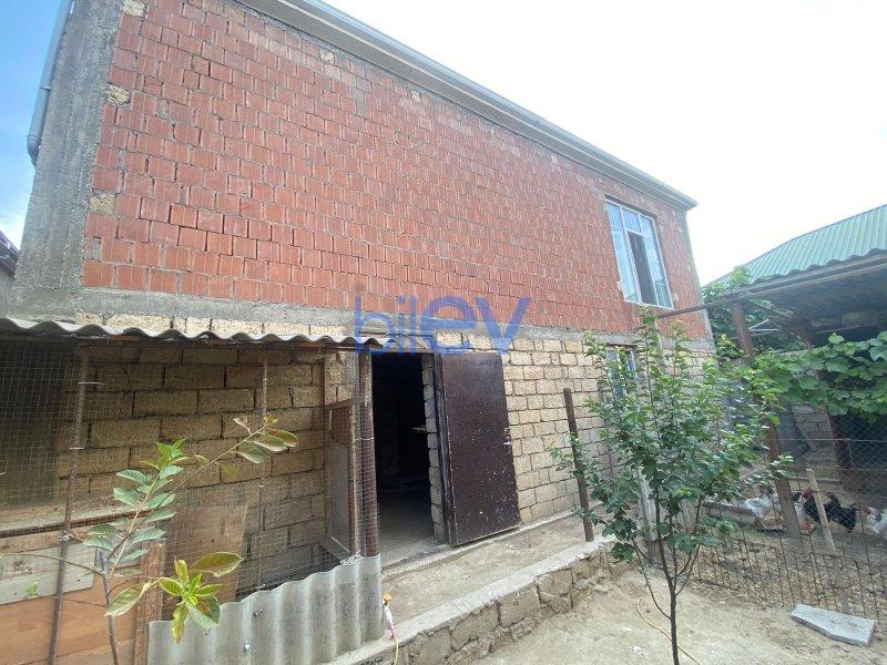 Satılır 4 otaqlı Həyət evi  240m², Bakı