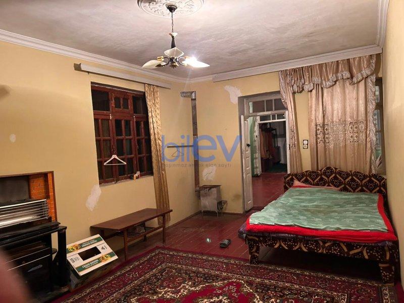 Satılır 6 otaqlı Həyət evi  200m², Bakı