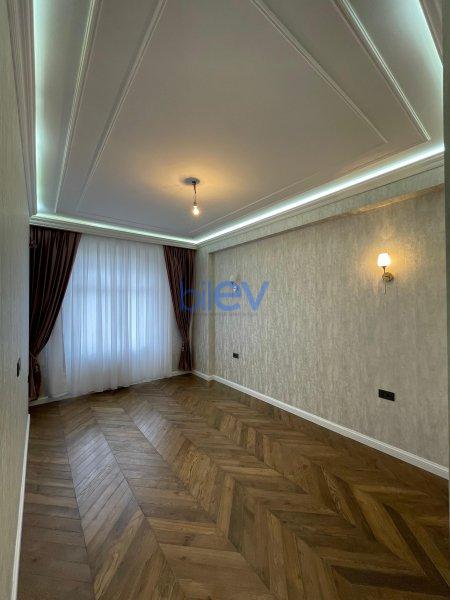 Satılır 3 otaqlı Yeni Tikili  115m², Bakı