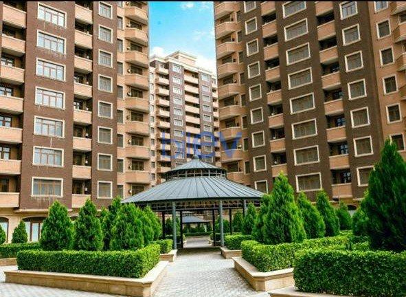 Satılır 3 otaqlı Yeni Tikili  108m², Bakı