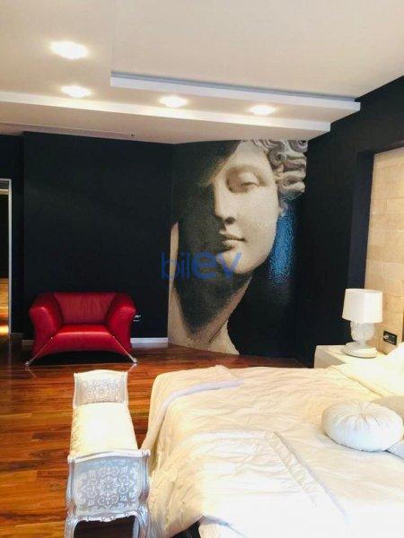 Kirayə (aylıq) 4 otaqlı Yeni Tikili  230m², Bakı