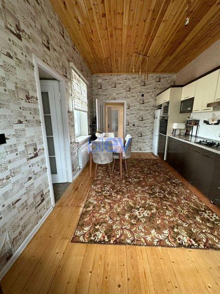 Satılır 4 otaqlı Həyət evi  120m², Bakı