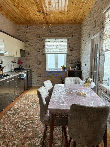 Satılır 4 otaqlı Həyət evi  120m², Bakı