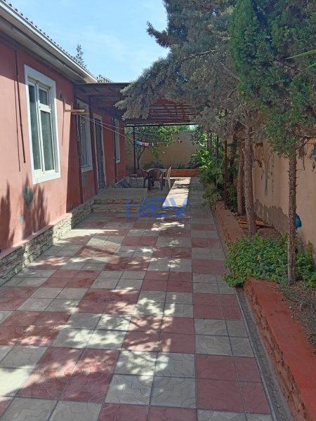 Satılır 4 otaqlı Həyət evi  110m², Bakı
