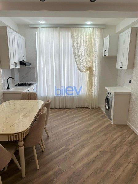 Kirayə (aylıq) 2 otaqlı Yeni Tikili  76m², Bakı