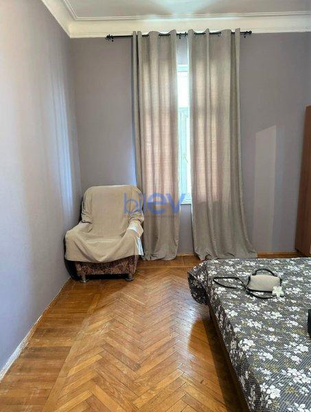 Kirayə (aylıq) 2 otaqlı Köhnə Tikili  68m², Bakı