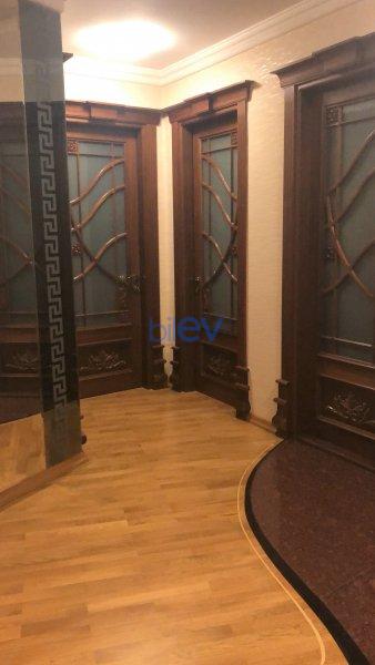 Kirayə (aylıq) 3 otaqlı Yeni Tikili  145m², Bakı