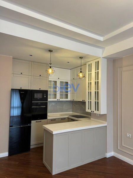 Satılır 3 otaqlı Yeni Tikili  105m², Bakı