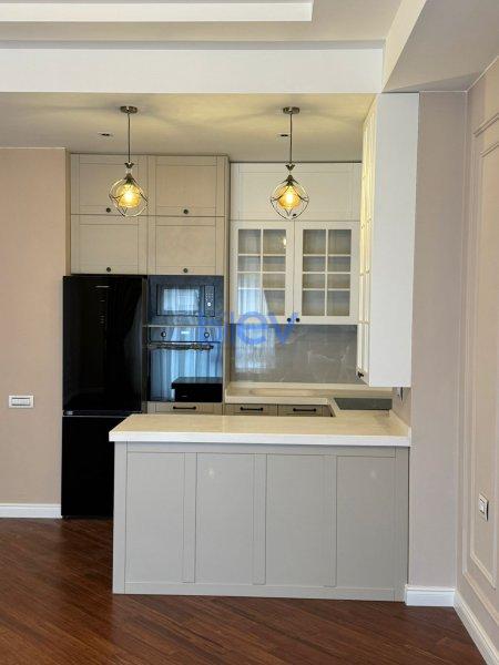 Satılır 3 otaqlı Yeni Tikili  105m², Bakı