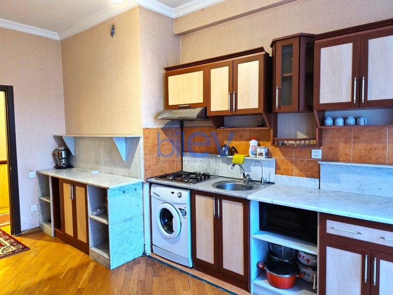 Kirayə (aylıq) 2 otaqlı Yeni Tikili  85m², Bakı