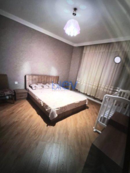 Kirayə (aylıq) 3 otaqlı Yeni Tikili  100m², Bakı