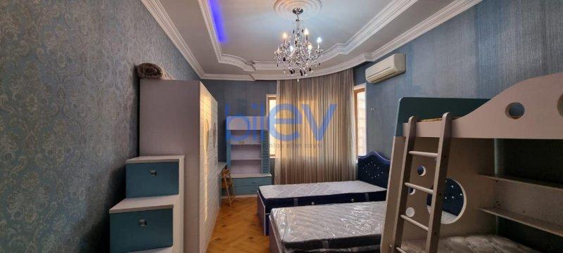 Kirayə (aylıq) 3 otaqlı Yeni Tikili  173m², Bakı