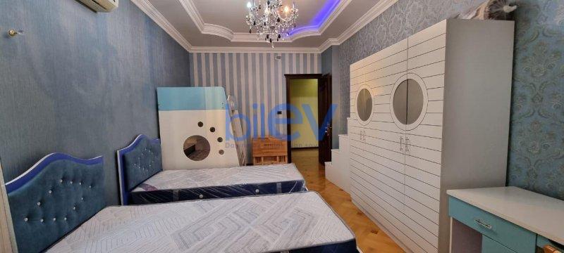 Kirayə (aylıq) 3 otaqlı Yeni Tikili  173m², Bakı