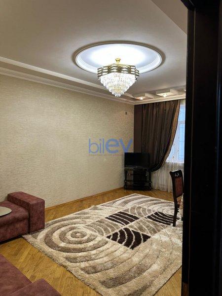 Kirayə (aylıq) 3 otaqlı Yeni Tikili  100m², Bakı