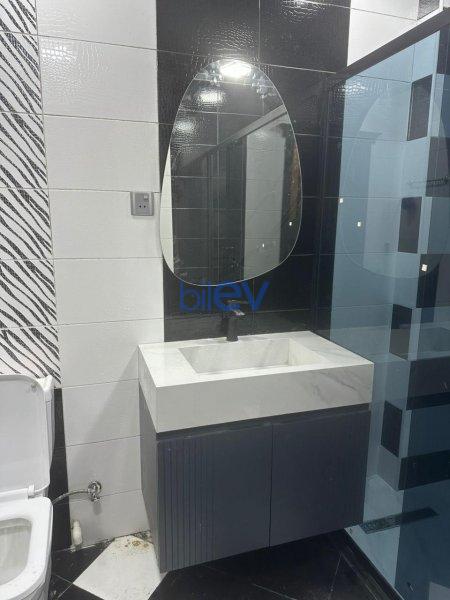 Kirayə (aylıq) 3 otaqlı Yeni Tikili  100m², Bakı